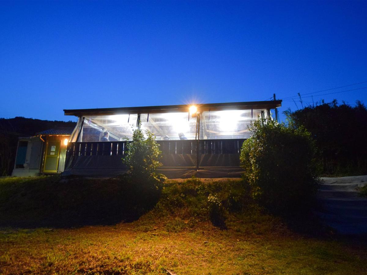 Tonosaki Bungalow & Bbq Цусима Экстерьер фото