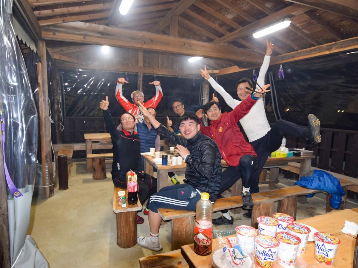 Tonosaki Bungalow & Bbq Цусима Экстерьер фото